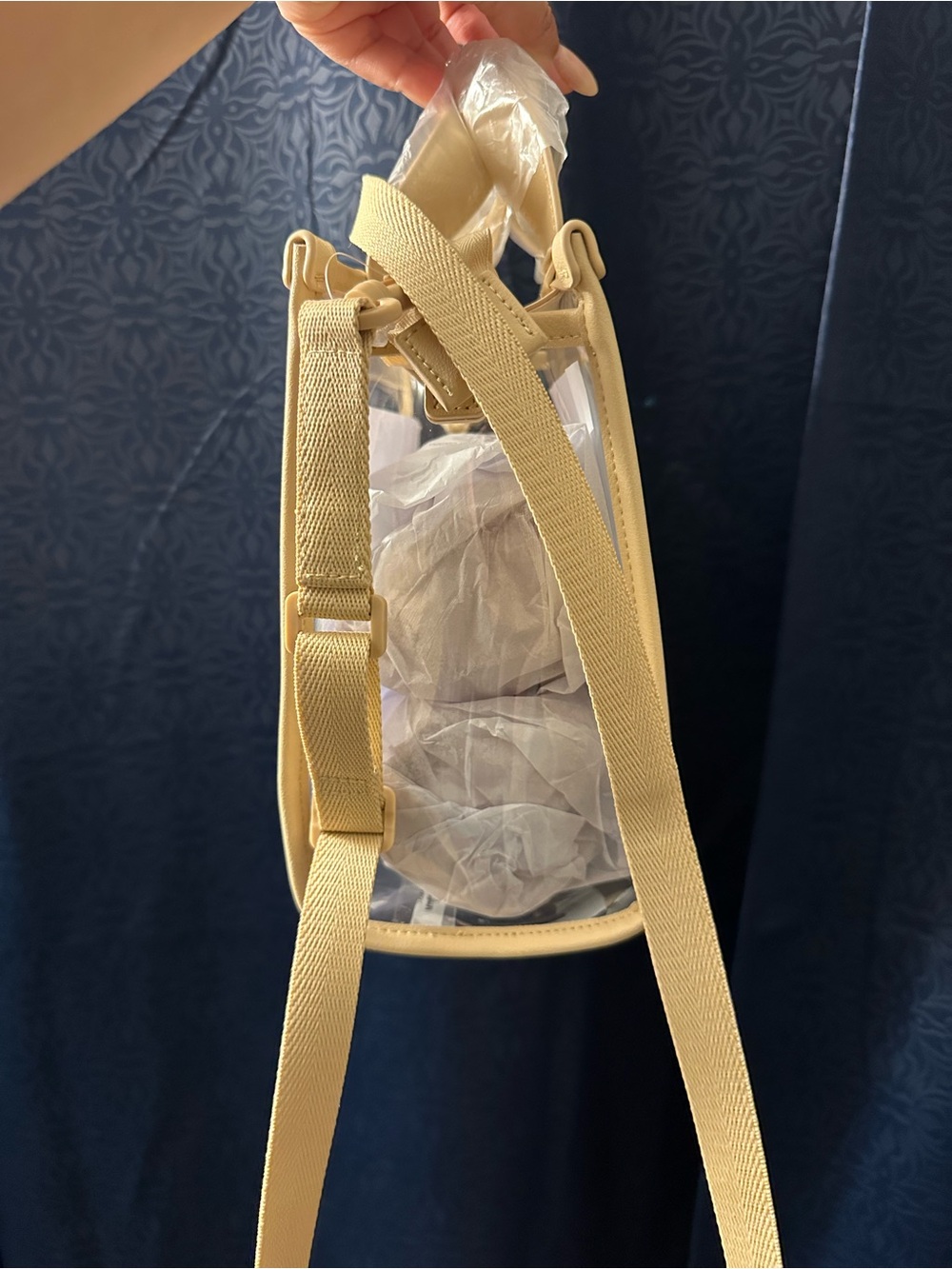 Béis - The Stadium Crossbody in Beige - Picture 2 of 8
